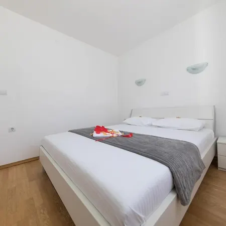 Apartments Tamaris 蒂瓦特 外观 照片